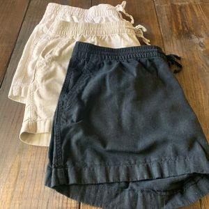 Bundle of 3 Women’s Linen Shorts
